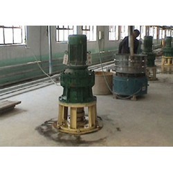 傳滬機械供應輸送機，攪拌機